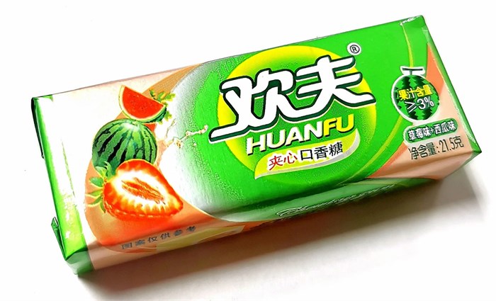 Жевательная резинка Huanfu с начинкой арбуз клубника 21,5гр 21498 - фото 4781